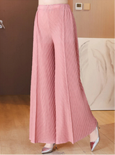 HEYFANCYSTYLE Premium Women's Pleated Pants: Signature Pull-On Design
